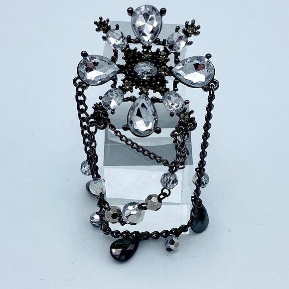 Multi Faceted Rhinestone Gunmetal Tone Dangling Chain Bead Statement Brooch Pin - Picture 6 of 12